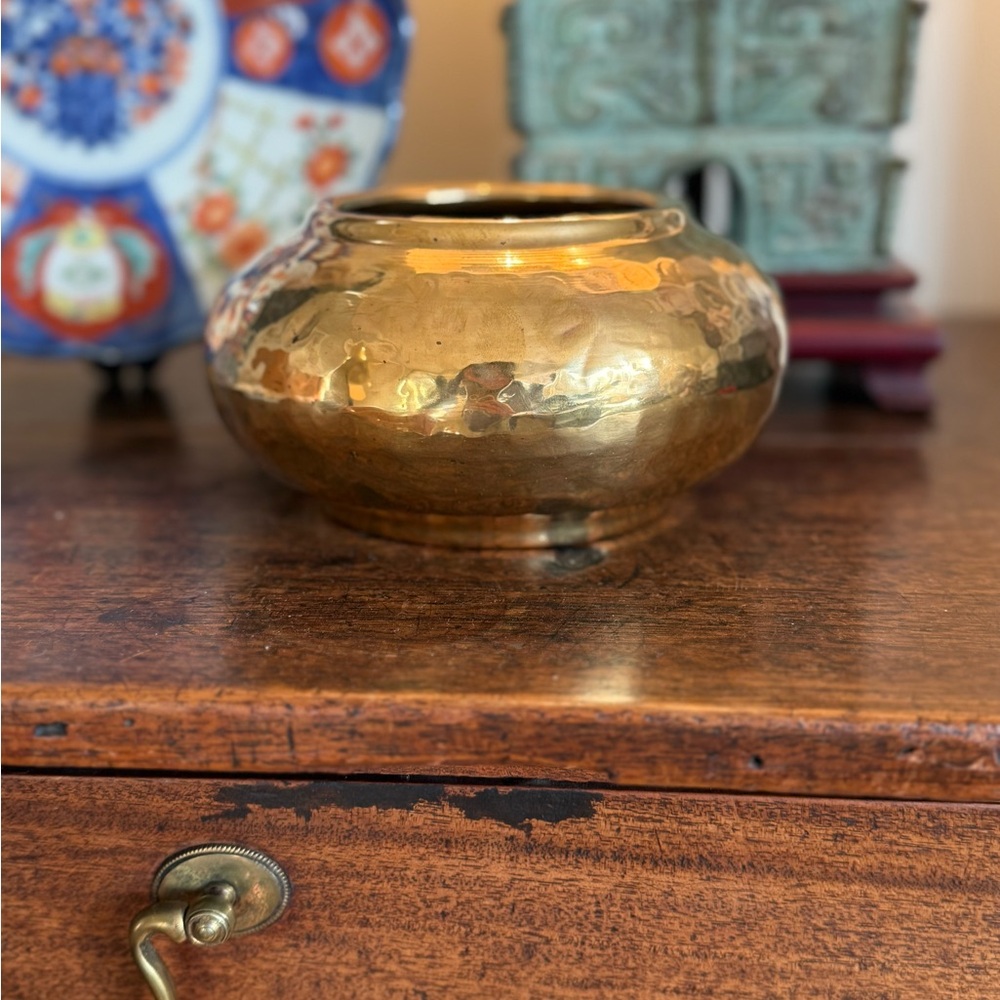 Elegant Gold Brass Hammered Vase